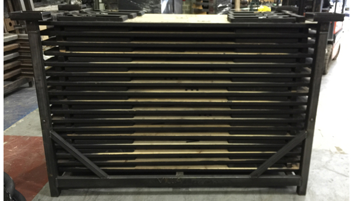 Rack pour bancs de brasserie